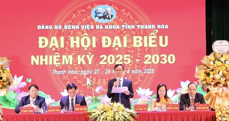 Chủ tọa điều hành đại hội Chủ tọa điều hành đại hội