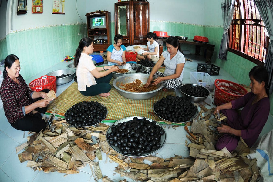 Món bánh được chế biến kỳ công và tỉ mỉ Món bánh được chế biến kỳ công và tỉ mỉ