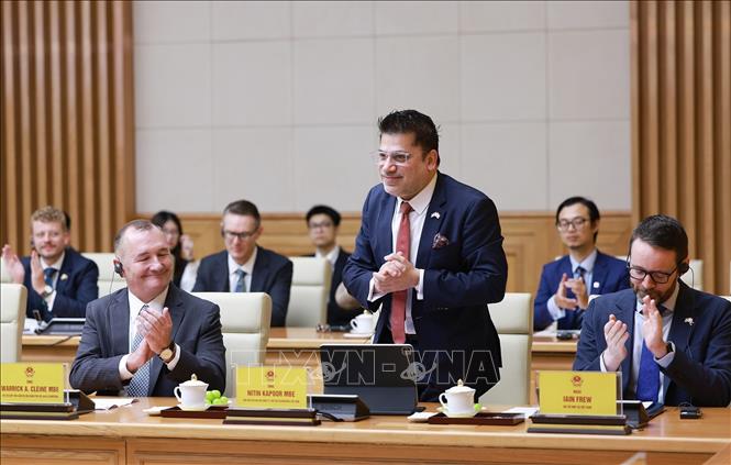 Ông Nitin Kapoor, Chủ tịch AstraZeneca Việt Nam phát biểu. Ảnh: Dương Giang/TTXVN