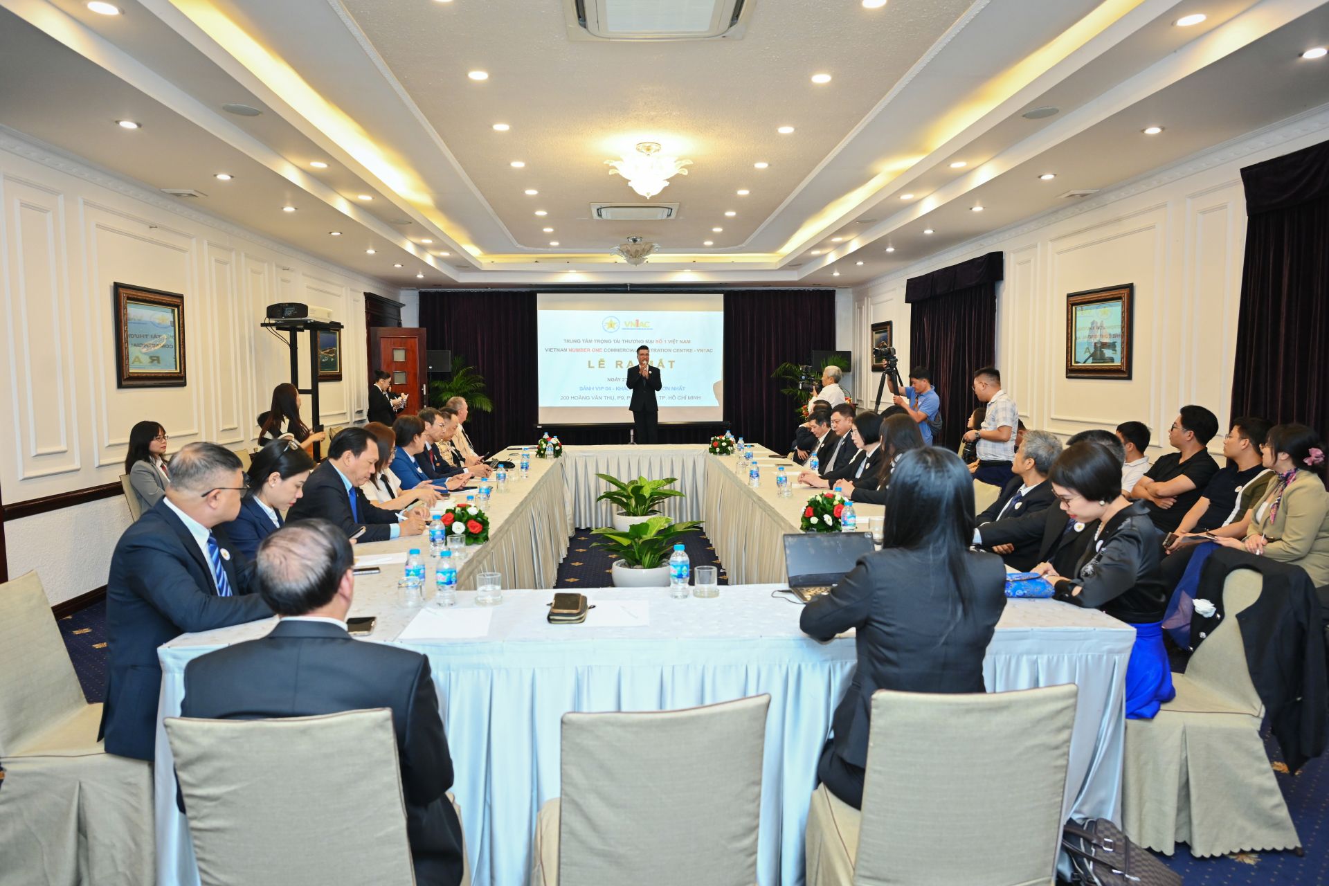 VN1AC sở hữu đội ngũ Trọng tài viên đa dạng về độ tuổi và ngành nghề, đảm bảo hoạt động chuyên nghiệp