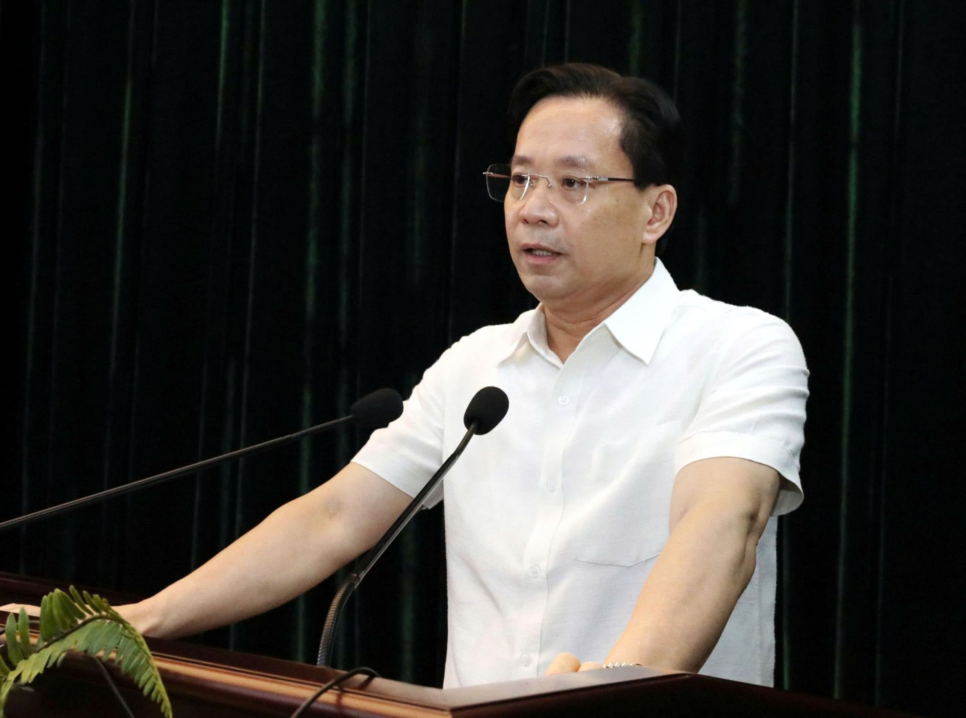 Bí thư Tỉnh ủy Lạng Sơn Hoàng Văn Nghiệm, Trưởng Đoàn đại biểu Quốc hội tỉnh Lạng Sơn phát biểu kết luận tại hội nghị