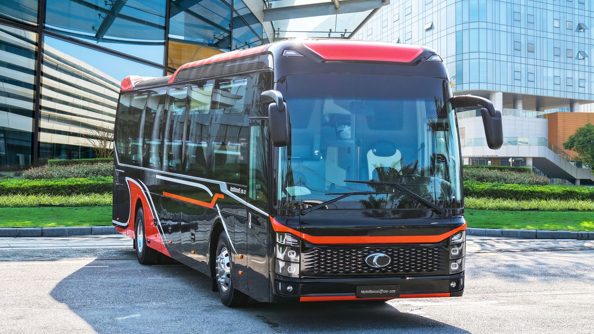 THACO Mobihome 120 có diện mạo mới hiện đại và sang trọng THACO Mobihome 120 có diện mạo mới hiện đại và sang trọng