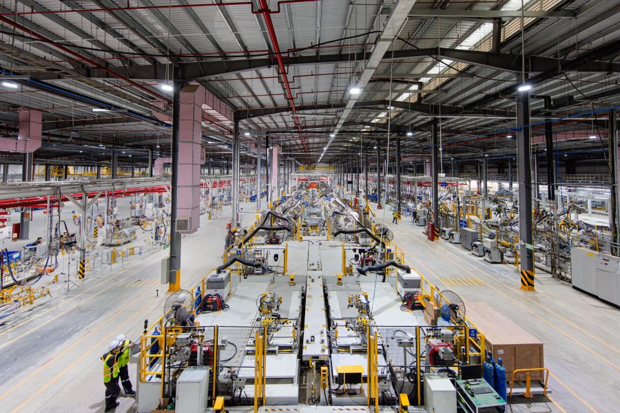 Một góc bên trong Nhà máy sản xuất ô tô điện VinFast Hà Tĩnh.
