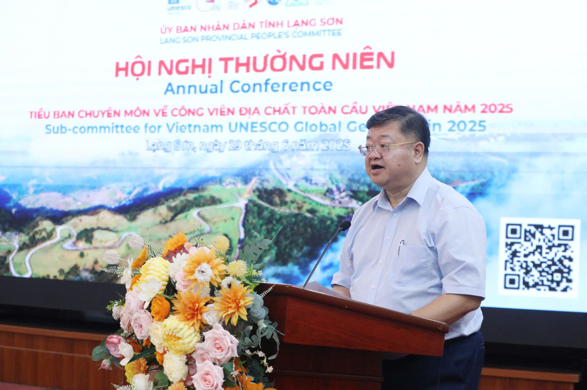 Ông Trịnh Hải Sơn, Viện trưởng Viện khoa học Địa chất và Khoáng sản, Trưởng Tiểu ban chuyên môn về CVĐC toàn cầu Việt Nam phát biểu tại chương trình
