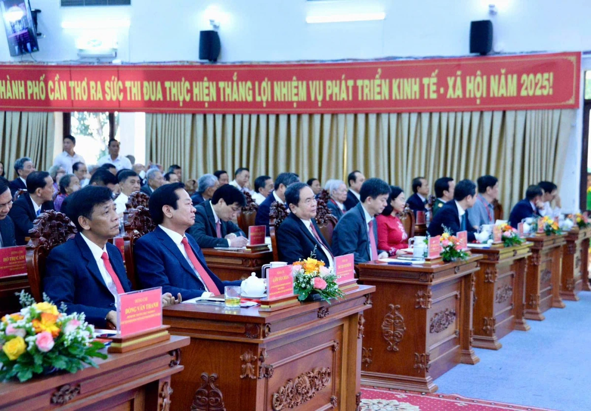 Chủ tịch Quốc hội Trần Thanh Mẫn sự Lễ công bố các nghị quyết, quyết định