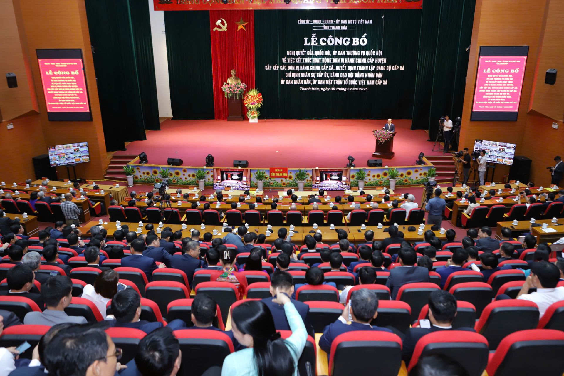 Toàn cảnh buổi lễ