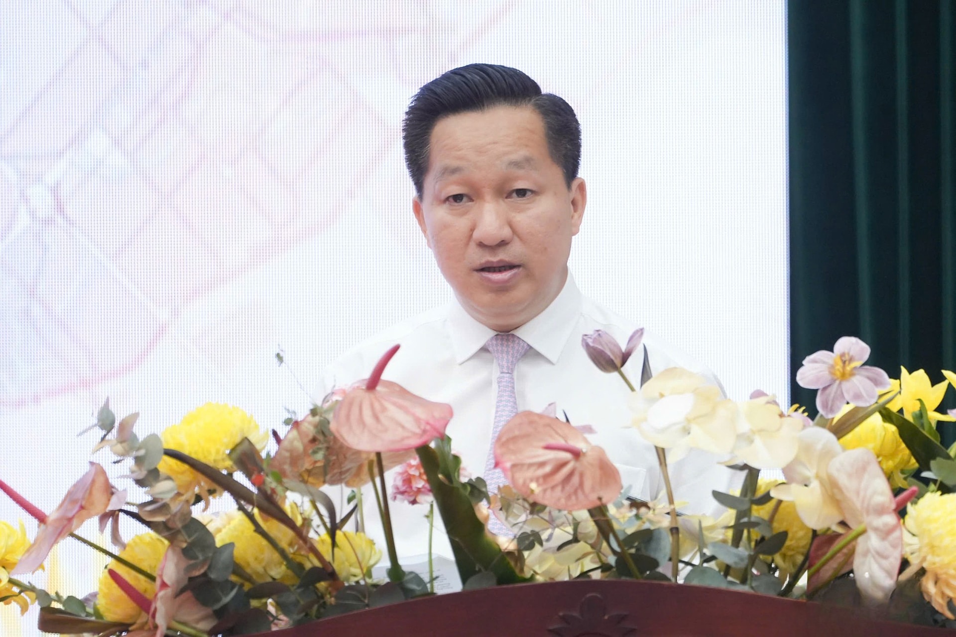 Ông Hoàng Tùng - Chủ tịch UBND TP. Thủ Đức công bố 9 quy hoạch phân khu tỷ lệ 1/2.000 Ông Hoàng Tùng - Chủ tịch UBND TP. Thủ Đức công bố 9 quy hoạch phân khu tỷ lệ 1/2.000