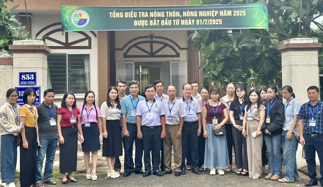 Quang cảnh Lễ ra quân Tổng điều tra TĐTNN-2025 tại xã Chư Sê.