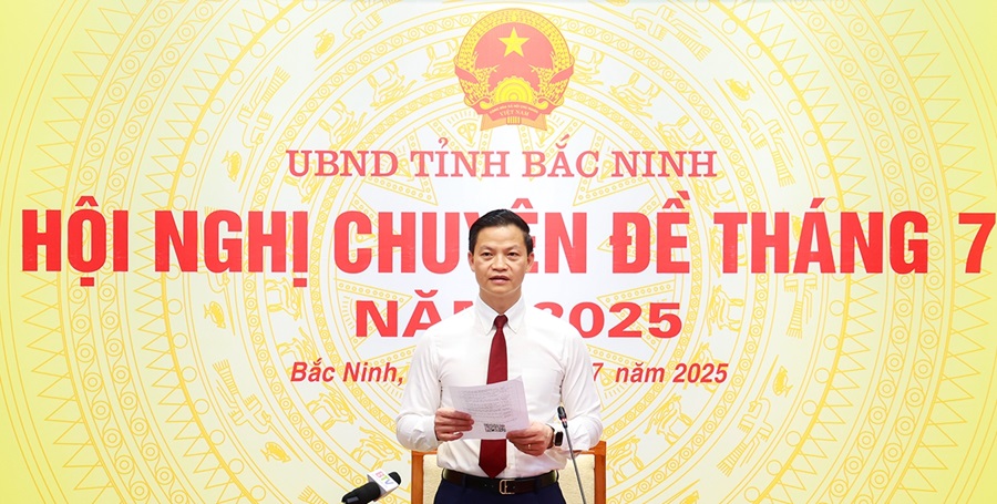 Chủ tịch UBND tỉnh Vương Quốc Tuấn phát biểu kết luận Hội nghị Chủ tịch UBND tỉnh Vương Quốc Tuấn phát biểu kết luận Hội nghị
