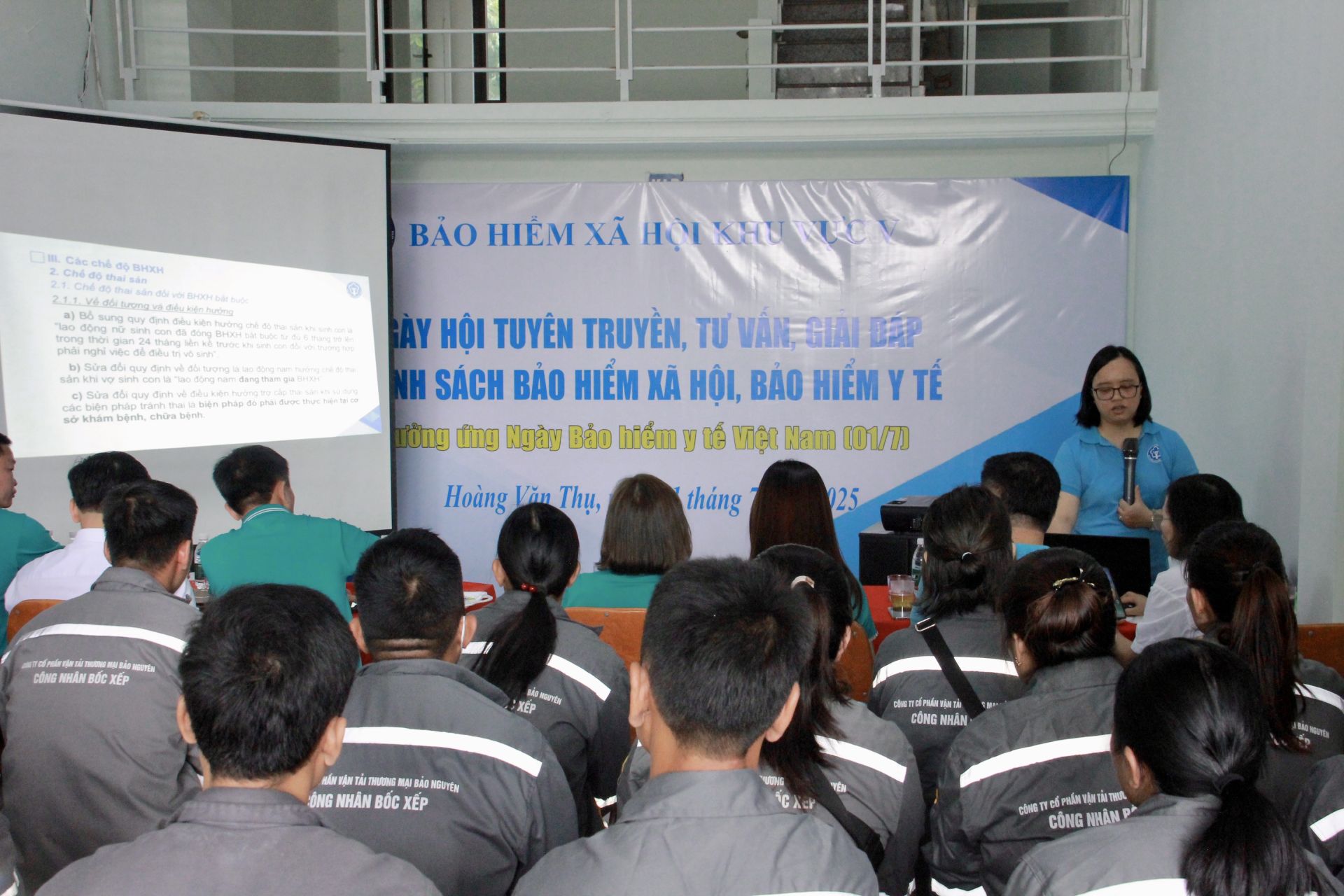 Lạng Sơn: Tổ chức Ngày hội tuyên truyền, tư vấn chính sách BHXH, BHYT cho người lao động