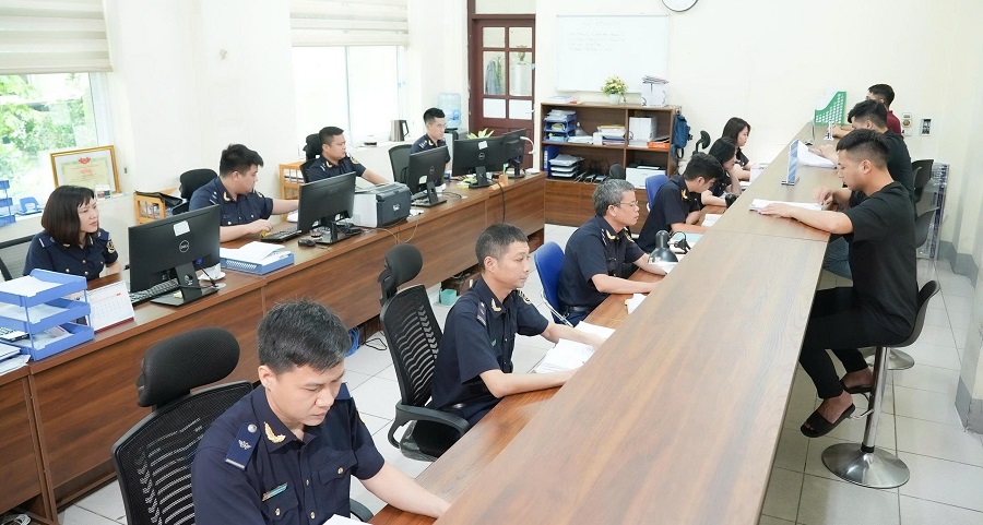 Giải quyết thủ tục hải quan cho 50,3 nghìn tờ khai trong ngày 1/7