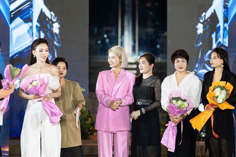 Hoa hậu doanh nhân Đông Nam Á đam mê nghệ thuật