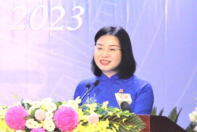 Bà Phan Thị Thúy Linh làm Chủ tịch Liên đoàn Lao động thành phố Đà Nẵng