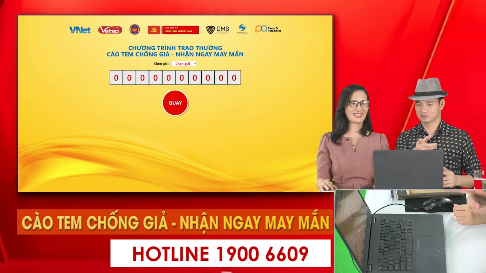 Bà Lê Thị Tình Tuyết - Đại diện Công ty Cổ phần VNet tham gia quay thưởng tại Chương trình