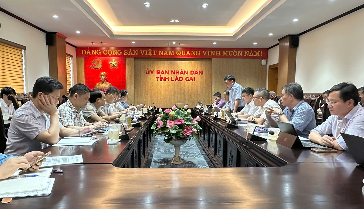 Tổng giám đốc EVNNPT làm việc với UBND tỉnh Lào Cai để gỡ vướng mắc các dự án truyền tải điện trên địa bàn