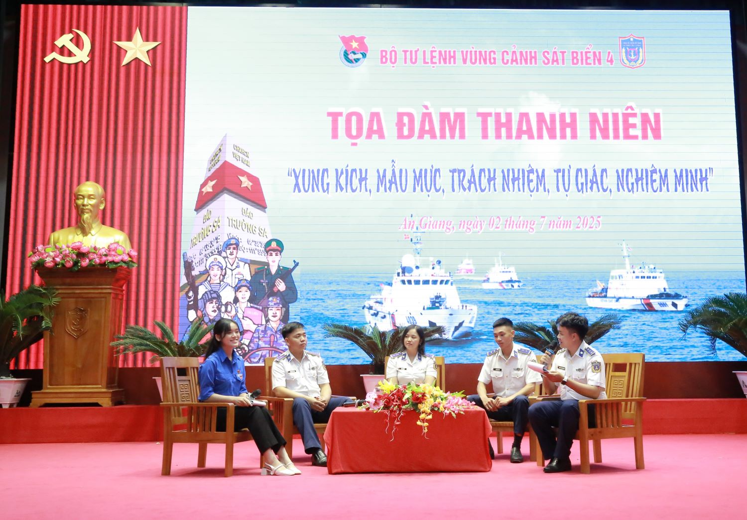 Đoàn viên, Hội viên tích cực tham gia phát biển, trao đổi, thể hiện chính kiến tại buổi tọa đàm