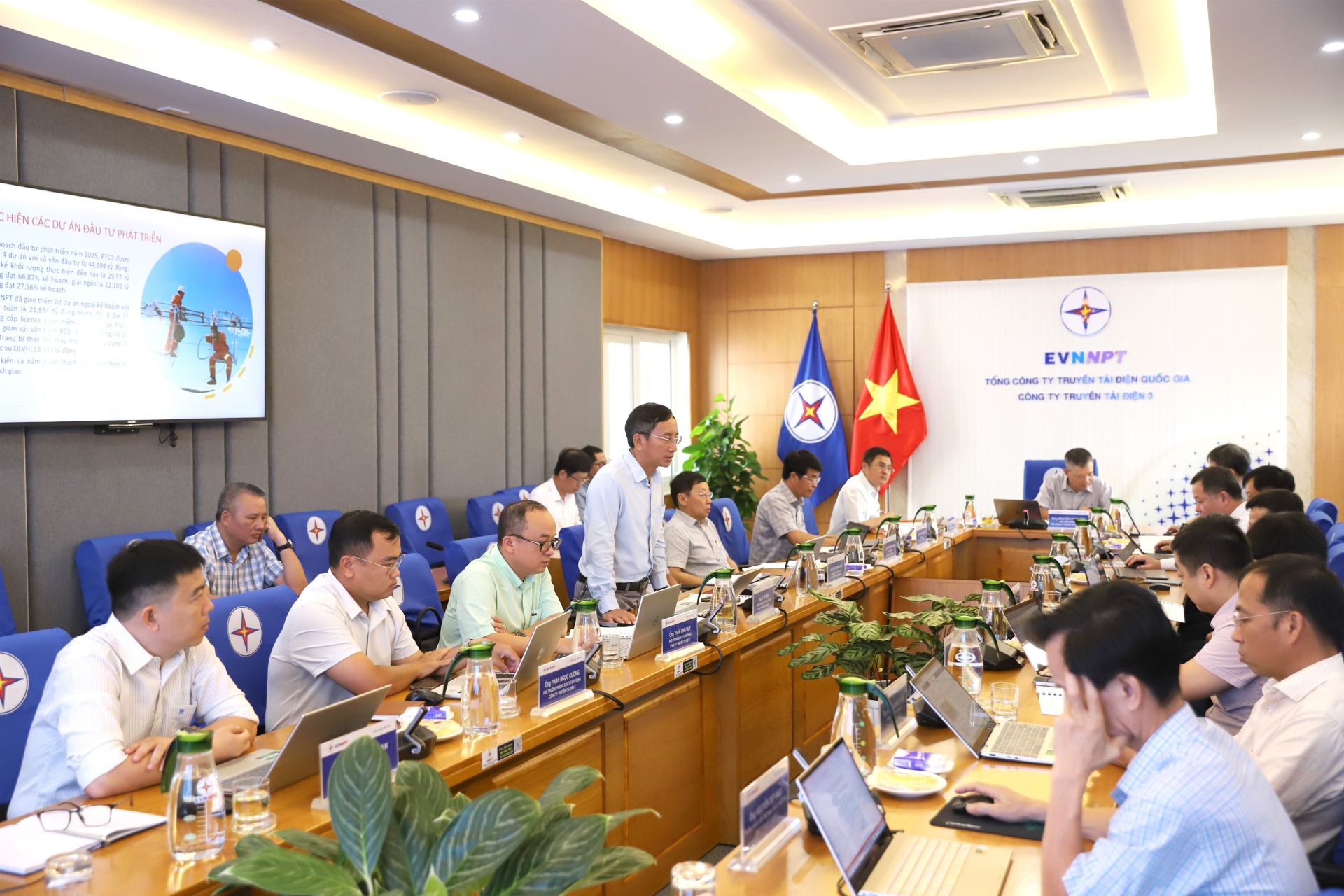 Toàn cảnh buổi làm việc tại trụ sở PTC3