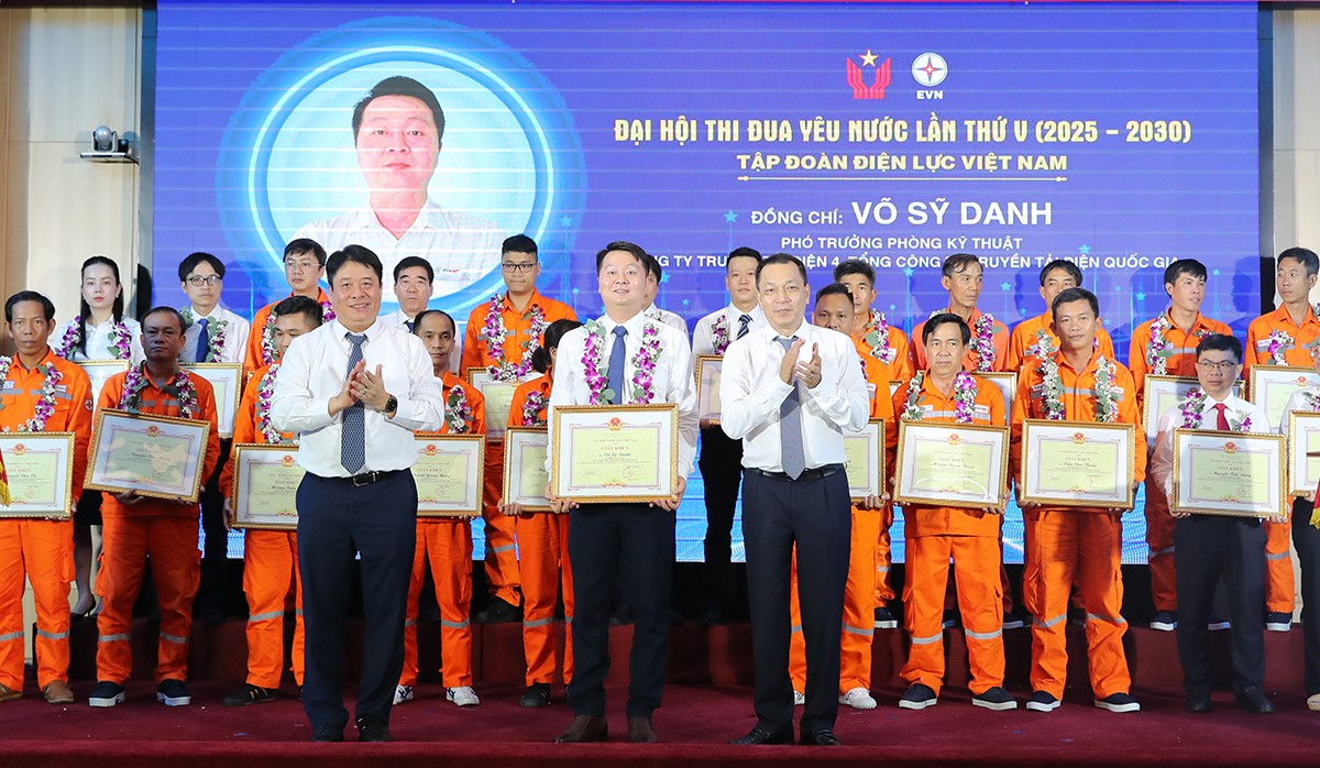 Đại hội Thi đua yêu nước EVN lần thứ V (2025-2030): Tổng công ty Truyền tải điện Quốc gia có 5 cá nhân được vinh danh