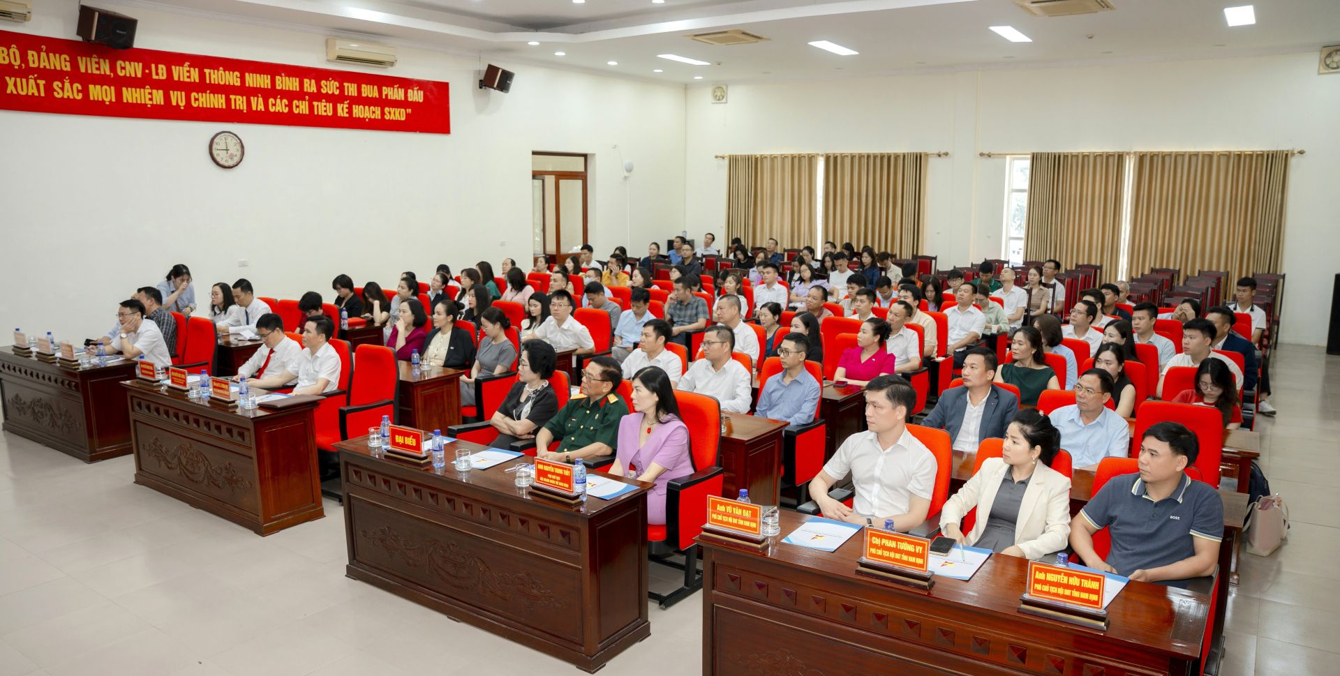 Doanh nhân trẻ Ninh Bình thảo luận hành động cụ thể từ Nghị quyết 68 của Chính phủ