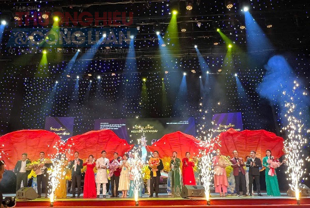 Đêm nhạc Nguyễn Duy Khoái 