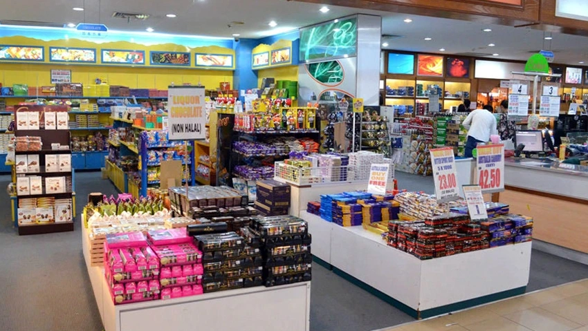 Một trung tâm mua sắm tại Malaysia - Ảnh: Zon.com