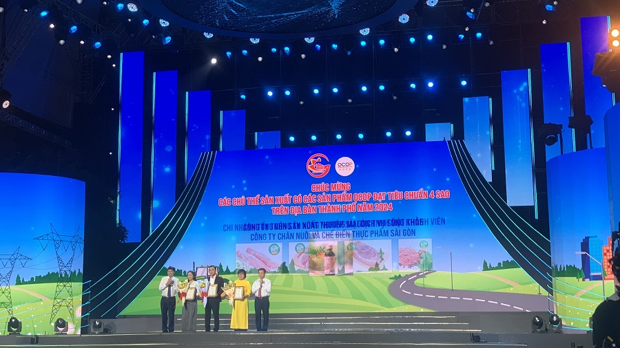 Công ty Chăn nuôi và Chế biến Thực phẩm Sài Gòn (Sagrifood) đã vinh dự được trao chứng nhận OCOP 4 sao cho 7 sản phẩm tiêu biểu thuộc nhóm thịt heo thảo mộc