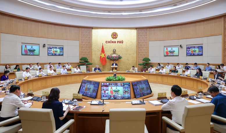 Thủ tướng yêu cầu kiên định mục tiêu, thực hiện '3 tăng tốc'