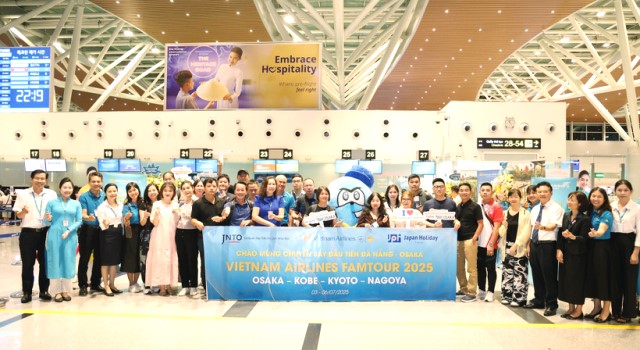 Trong 6 tháng đầu năm 2025, Đà Nẵng đón hơn 108 nghìn lượt khách Nhật Bản lưu trú, chiếm 4,16% tổng lượng khách quốc tế, tăng nhẹ so với cùng kỳ năm trước. Trong 6 tháng đầu năm 2025, Đà Nẵng đón hơn 108 nghìn lượt khách Nhật Bản lưu trú, chiếm 4,16% tổng lượng khách quốc tế, tăng nhẹ so với cùng kỳ năm trước.