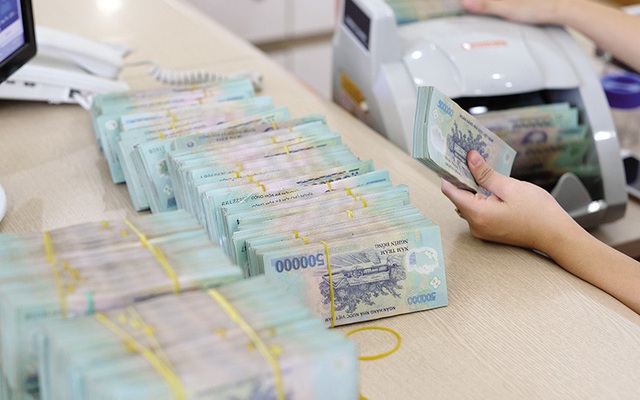 Đại diện Ngân hàng Nhà nước trao đổi về dư nợ toàn nền kinh tế tăng thêm hơn 1 triệu tỷ đồng