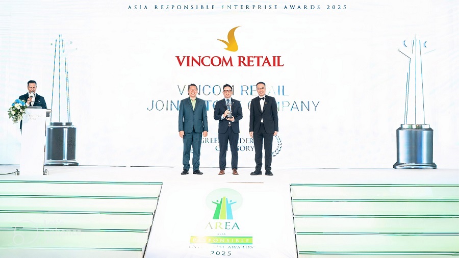 Vincom Retail tiếp tục được vinh danh Top 50 Công ty niêm yết tốt nhất Việt Nam và “Lãnh đạo Xanh” châu Á