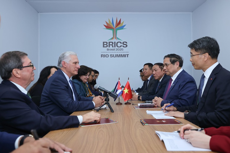 Hai bên nhất trí cần tiếp tục tăng cường trao đổi đoàn và tiếp xúc cấp cao, triển khai thường xuyên các cơ chế đối thoại, hợp tác song phương - Ảnh: VGP/Nhật Bắc