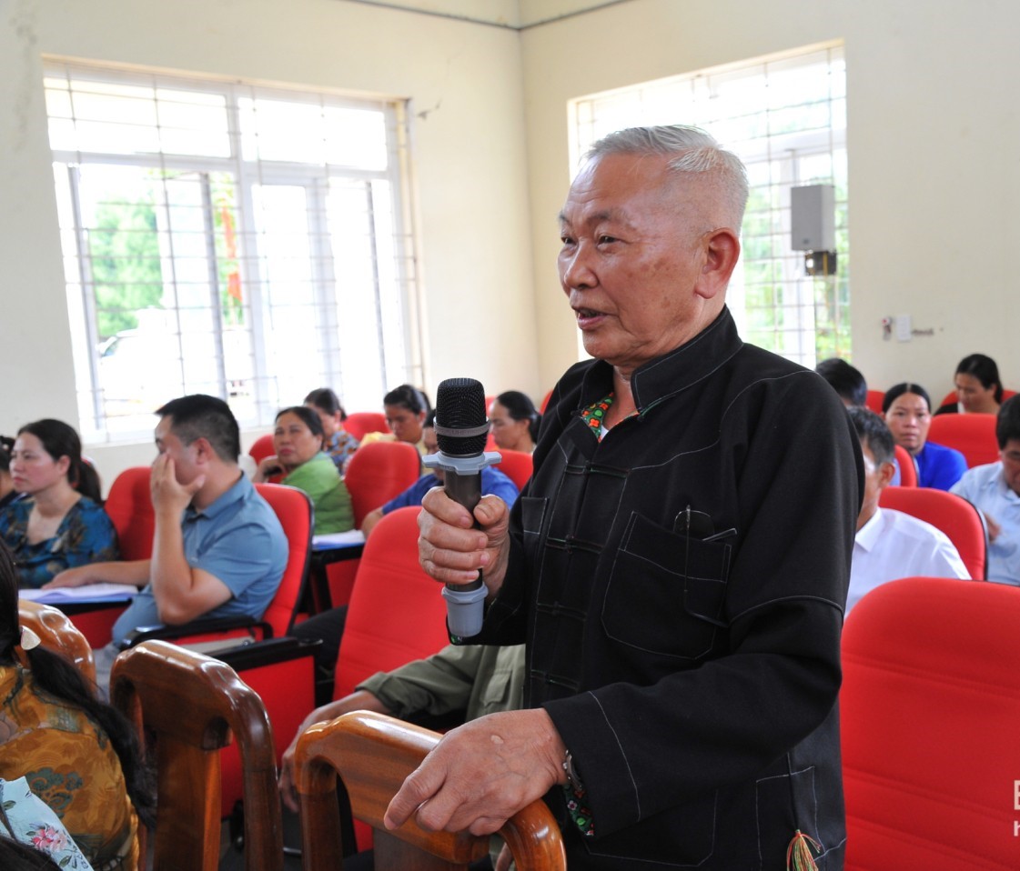 Các cử tri phát biểu ý kiến tại chương trình Các cử tri phát biểu ý kiến tại chương trình