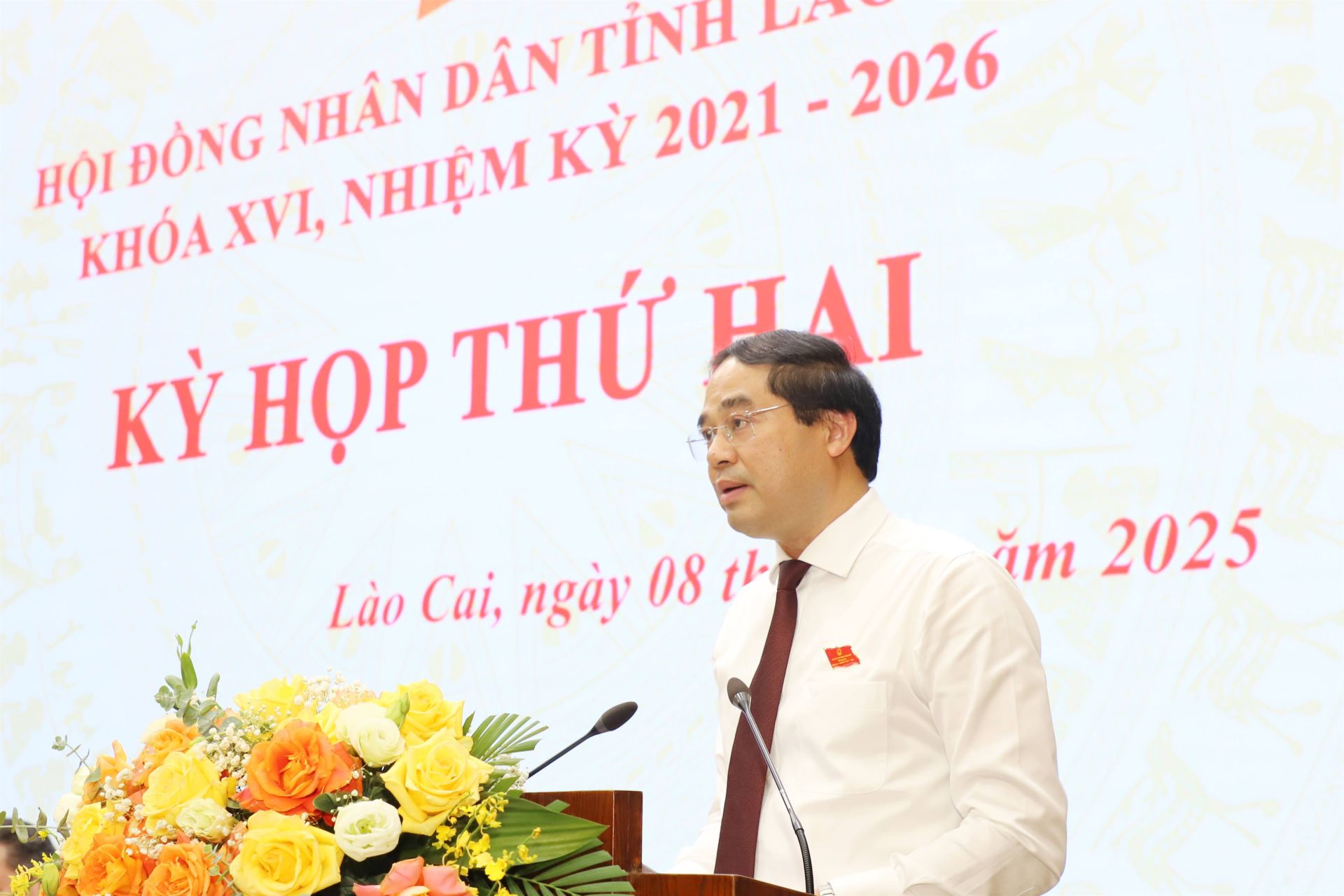 Bí thư Tỉnh uỷ, Chủ tịch HĐND tỉnh Lào Cai Trịnh Xuân Trường phát biểu tại kỳ họp Bí thư Tỉnh uỷ, Chủ tịch HĐND tỉnh Lào Cai Trịnh Xuân Trường phát biểu tại kỳ họp