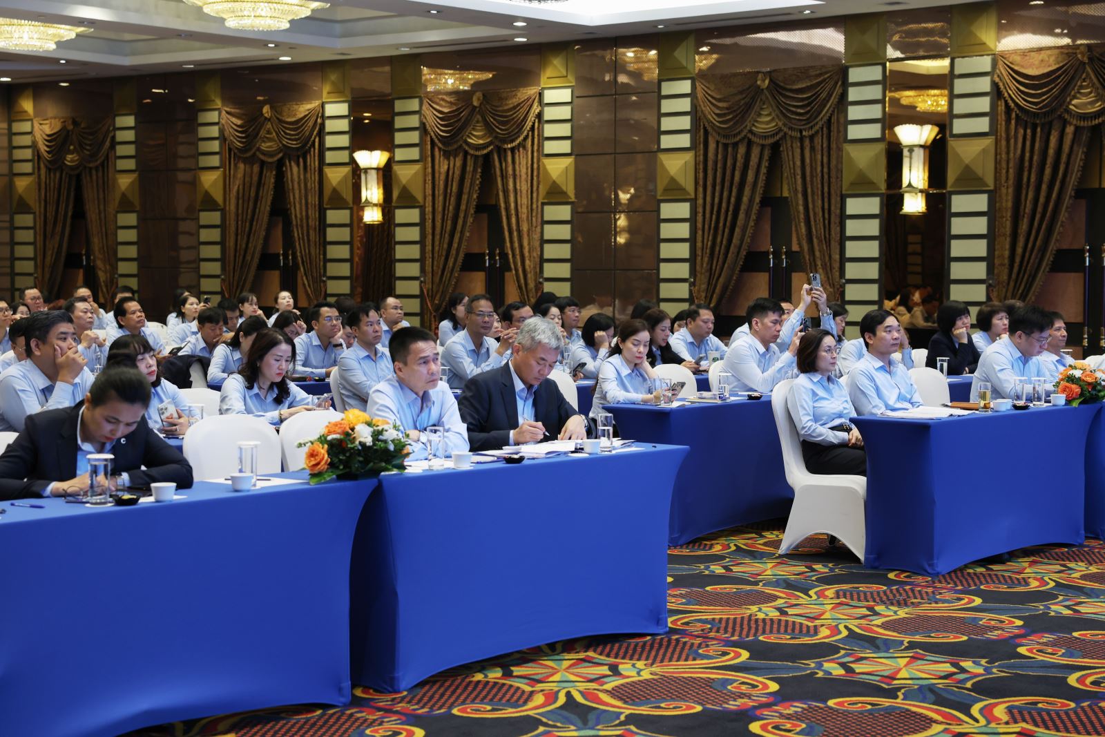 Toàn cảnh Hội nghị