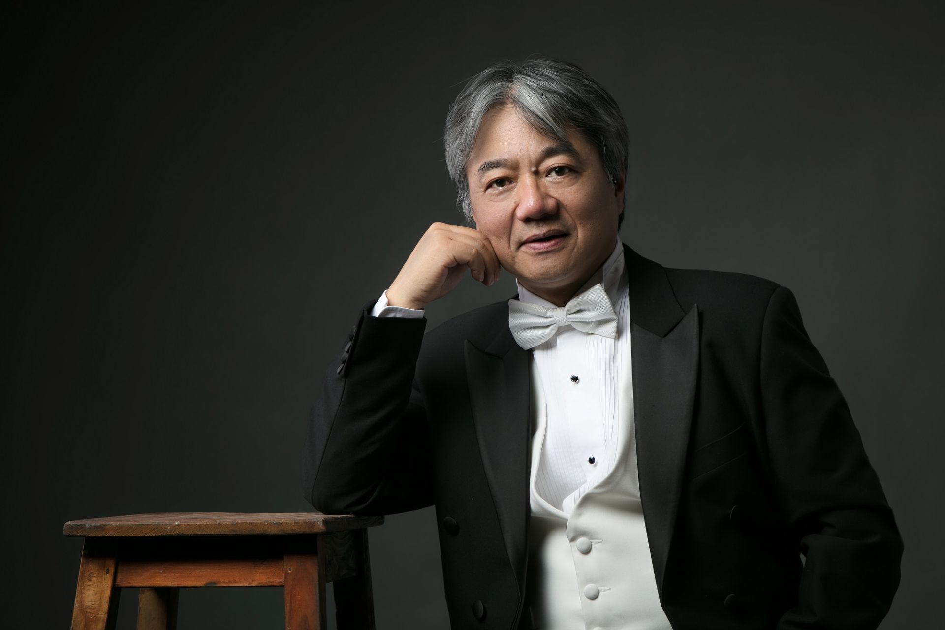 Nhạc trưởng Honna Tetsuji