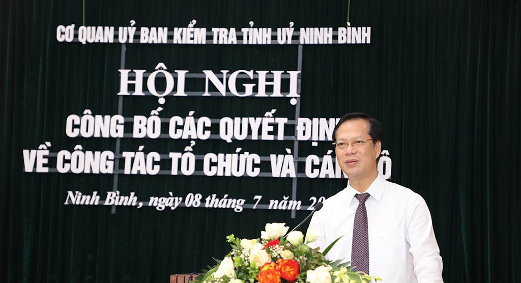 Chủ nhiệm UBKT Tỉnh ủy Ninh Bình, Nguyễn Anh Tuấn phát biểu Chủ nhiệm UBKT Tỉnh ủy Ninh Bình, Nguyễn Anh Tuấn phát biểu