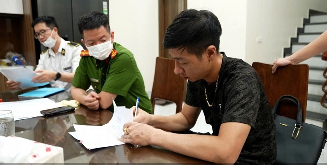 Đối tượng làm việc với lực lượng chức năng