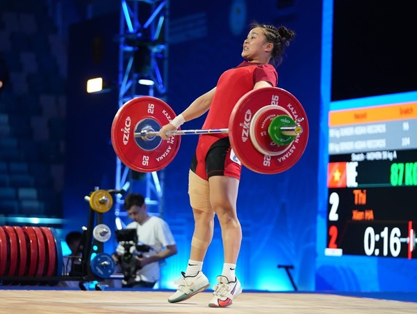 Nữ đô cử Lào Cai giành 3 huy chương tại giải Vô địch Cử tạ thiếu niên và trẻ Châu Á năm 2025