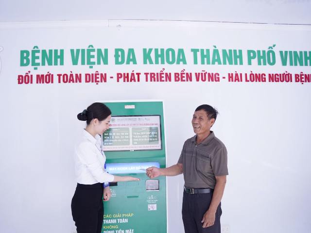 Bệnh viện Đa khoa thành phố vinh là một trong những đơn vị tiên phong tại Nghệ An triển khai ứng dụng cung cấp các tiện ích trong khám, chữa bệnh trên di động.