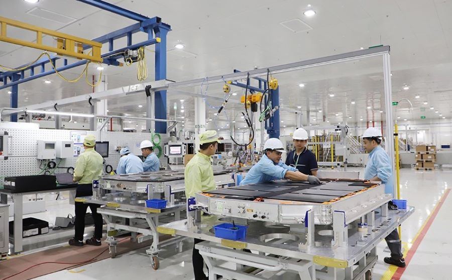 Nhà máy sản xuất Pin VinES góp phần quan trọng vào tăng trưởng chỉ số sản xuất ngành công nghiệp những tháng đầu năm nay.