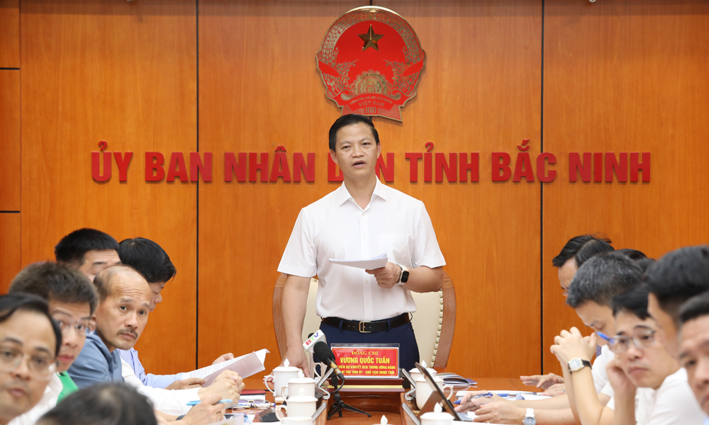 Đồng chí Vương Quốc Tuấn phát biểu tại hội nghị. Đồng chí Vương Quốc Tuấn phát biểu tại hội nghị.