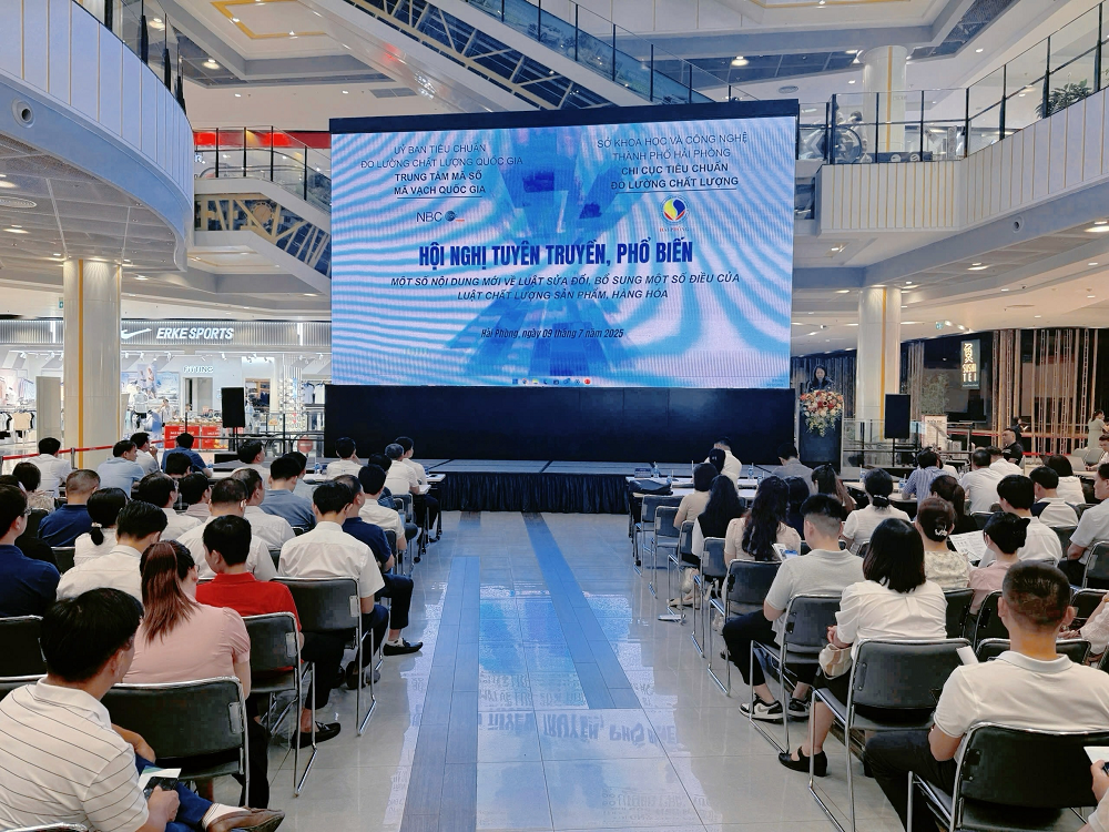 Quang cảnh Hội nghị Quang cảnh Hội nghị