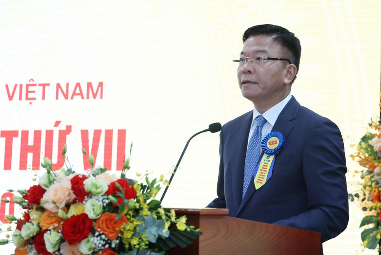 Phó Thủ tướng Lê Thành Long phát biểu chỉ đạo Đại hội - Ảnh: VGP/Đức Tuân