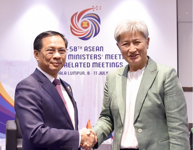 Phó Thủ tướng, Bộ trưởng Ngoại giao Bùi Thanh Sơn và Bộ trưởng Ngoại giao Australia Penny Wong Phó Thủ tướng, Bộ trưởng Ngoại giao Bùi Thanh Sơn và Bộ trưởng Ngoại giao Australia Penny Wong