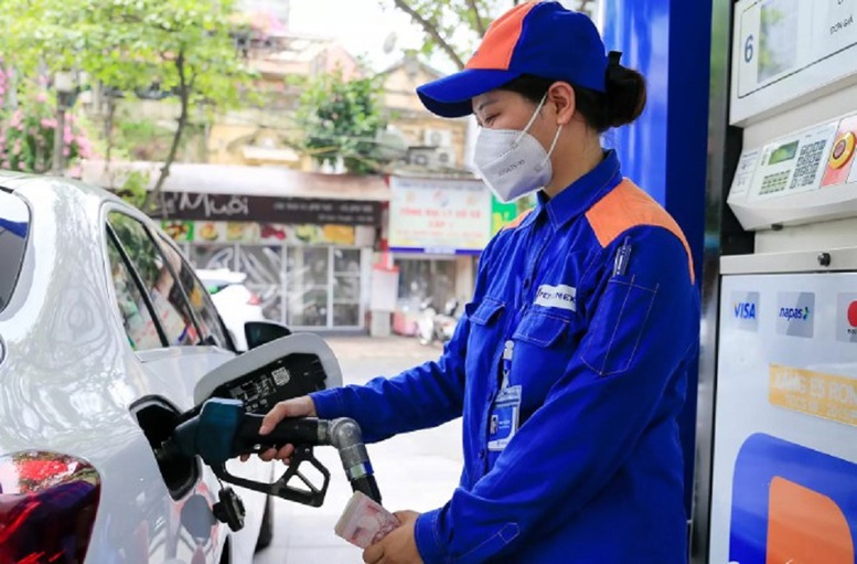 Bộ Tài chính đề xuất tiếp tục giữ nguyên mức giảm thuế bảo vệ môi trường đối với xăng dầu