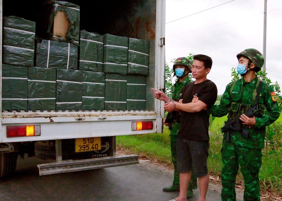 Đối tượng Nguyễn Văn Thìn và tang vật, phương tiện