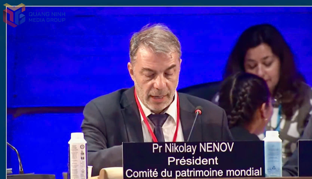 Giáo sư Nikolay Nenov (Bulgaria) - Chủ tịch Kỳ họp lần thứ 47 của Ủy ban Di sản Thế giới chính thức gõ búa công nhận Quần thể di tích và danh thắng Yên Tử - Vĩnh Nghiêm - Côn Sơn, Kiếp Bạc là Di sản Văn hóa Thế giới.