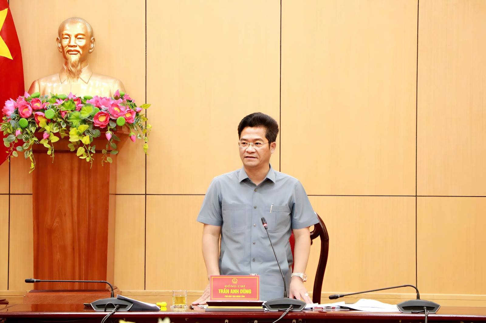 Phát biểu tại hội nghị, Phó Chủ tịch UBND tỉnh Trần Anh Dũng