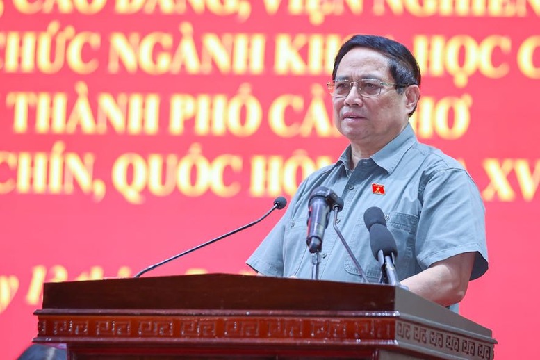 Thủ tướng mong TP. Cần Thơ (mới) phát huy vai trò đầu tàu tại ĐBSCL trong tất cả các lĩnh vực, đặc biệt là lĩnh vực khoa học công nghệ, đổi mới sáng tạo, chuyển đổi số - Ảnh: VGP/Nhật Bắc Thủ tướng mong TP. Cần Thơ (mới) phát huy vai trò đầu tàu tại ĐBSCL trong tất cả các lĩnh vực, đặc biệt là lĩnh vực khoa học công nghệ, đổi mới sáng tạo, chuyển đổi số - Ảnh: VGP/Nhật Bắc