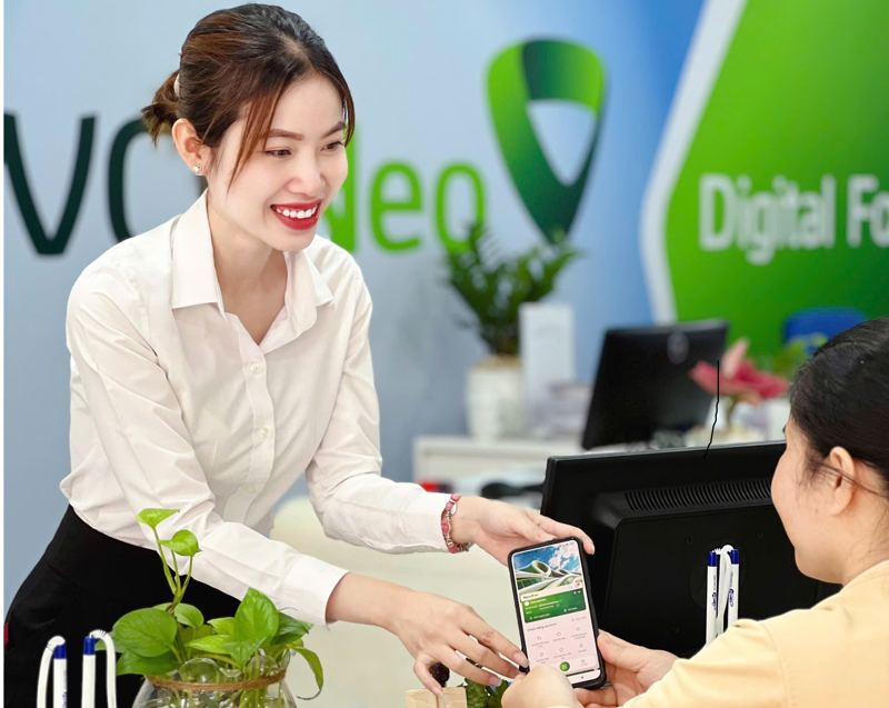 VCBNeo vừa trở thành ngân hàng tiếp theo tăng lãi suất huy động, mức tăng 0,2%/năm áp dụng với tiền gửi các kỳ hạn từ 1-7 tháng. (Ảnh minh họa)